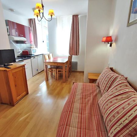 Pat 83, T2, Centre Luchon, Wifi, Casier A Skis, 4 Personnes Bagnères-de-Luchon 外观 照片
