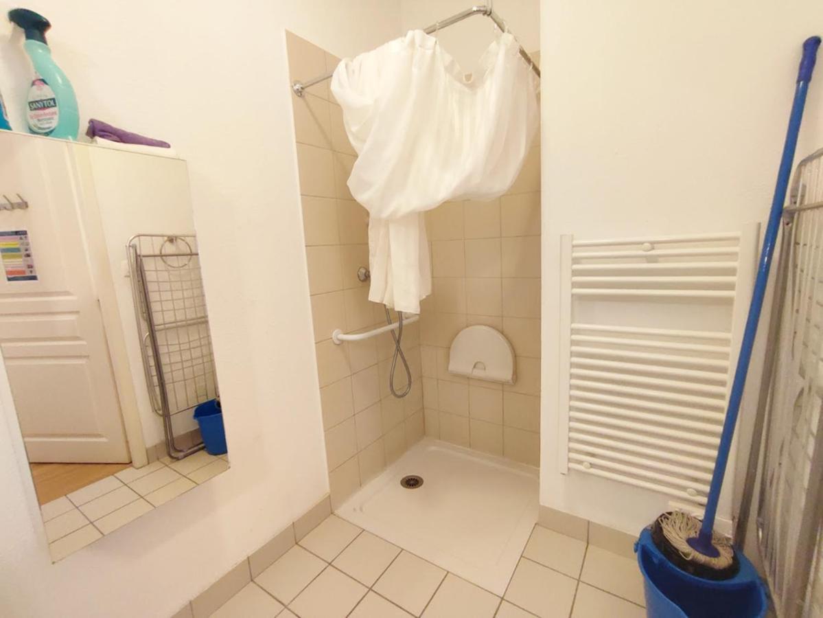 Pat 83, T2, Centre Luchon, Wifi, Casier A Skis, 4 Personnes Bagnères-de-Luchon 外观 照片